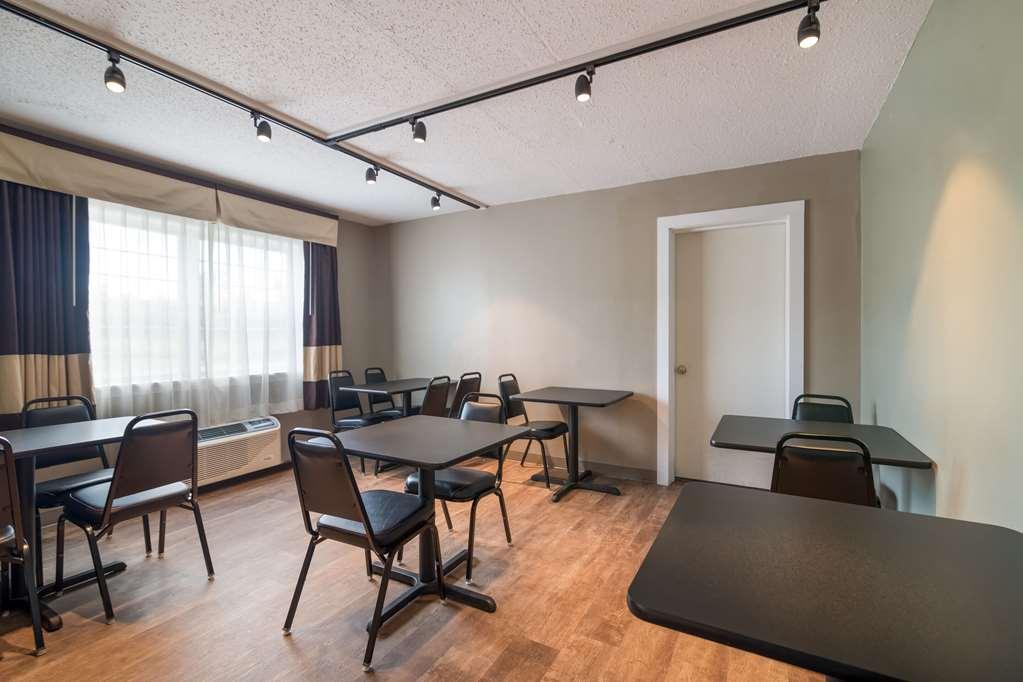 Econo Lodge Auburn Eksteriør bilde